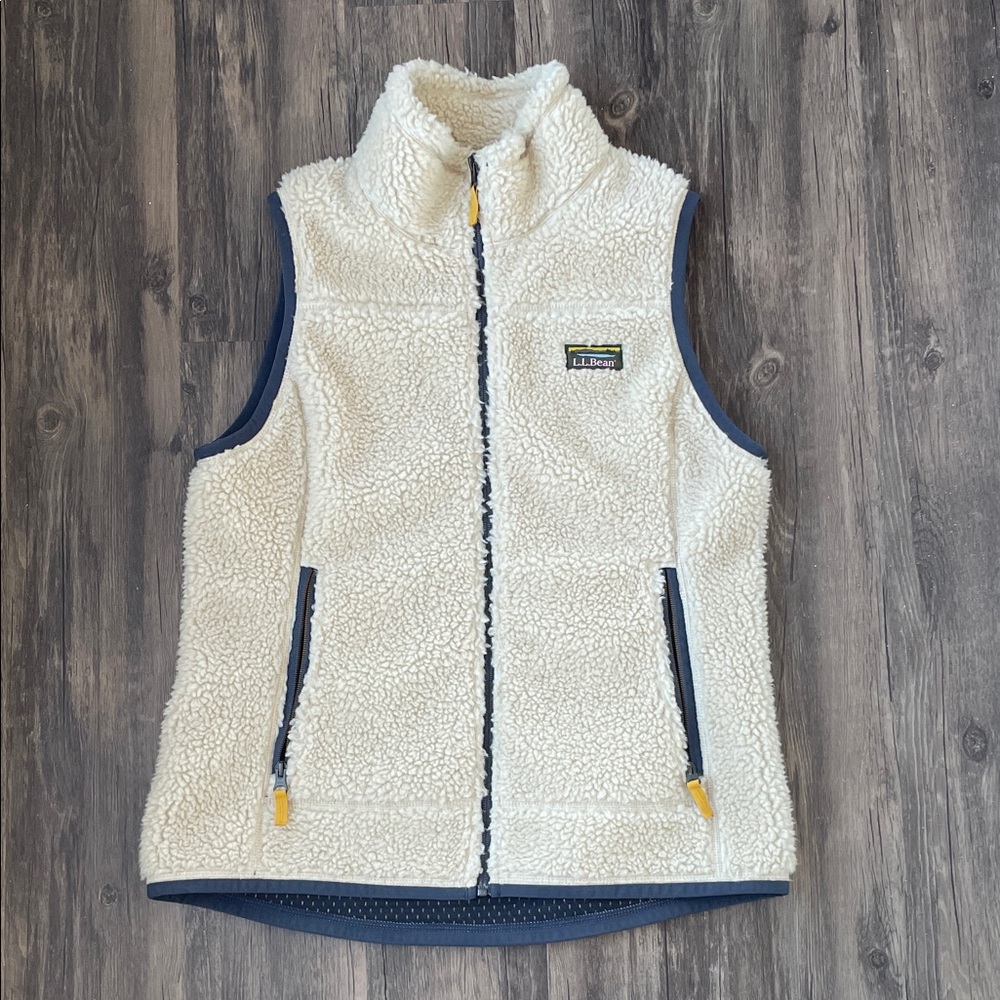 LL Bean White Sherpa Vest Size Small